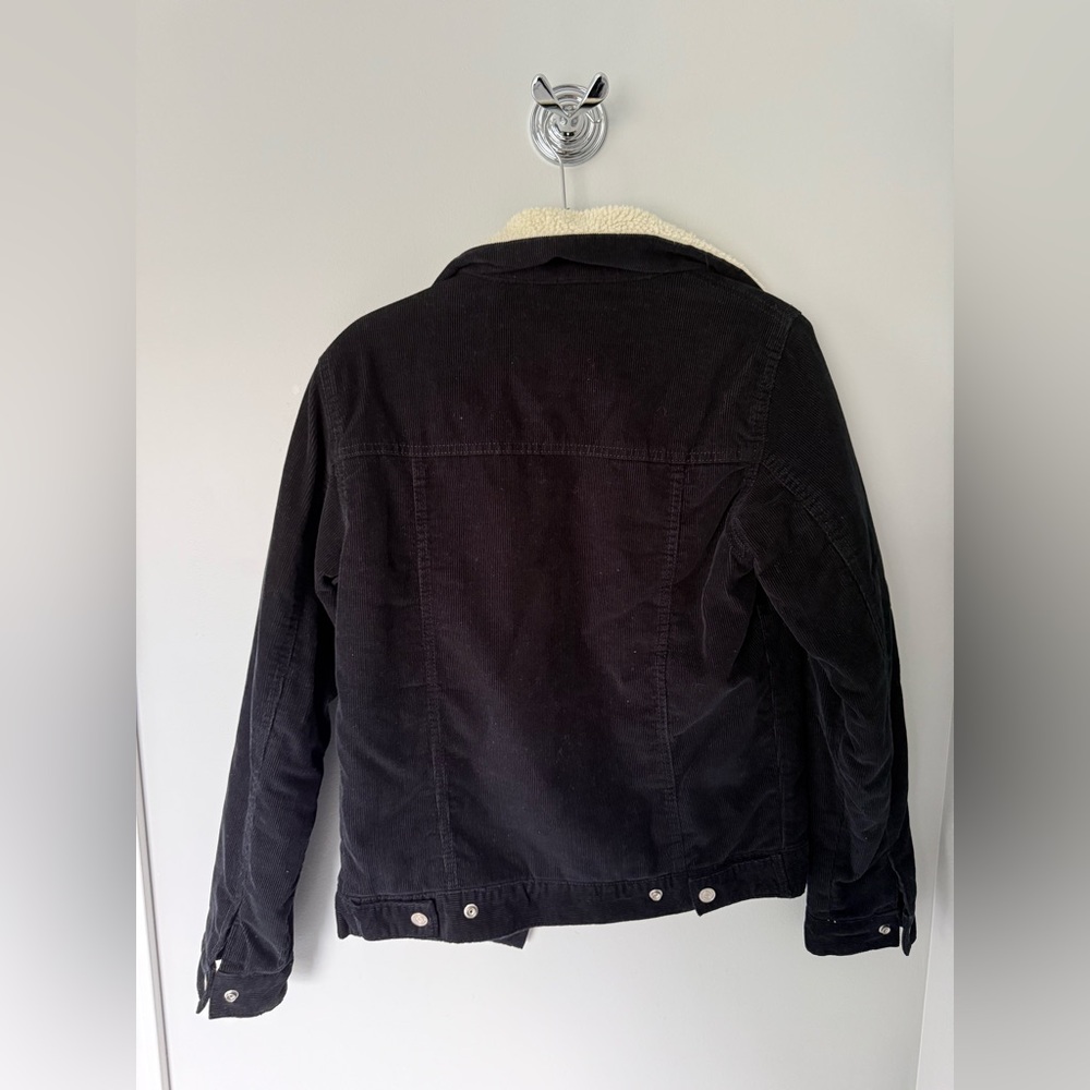 Pull&Bear Black Corduroy Jacket with Cream Sherpa Lining - Picture 2 of 7